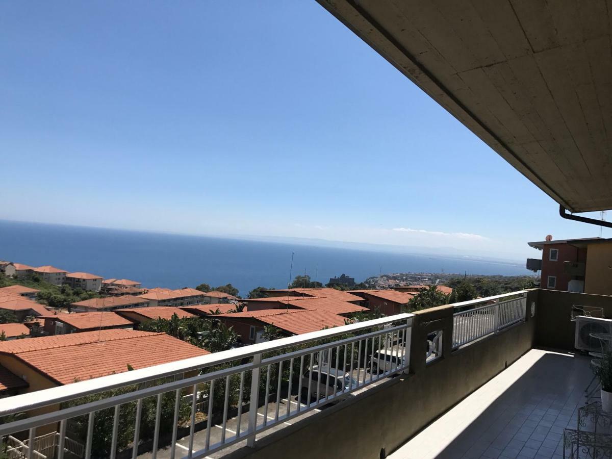 Ferienwohnung Casa Mira Aci Trezza Exterior foto