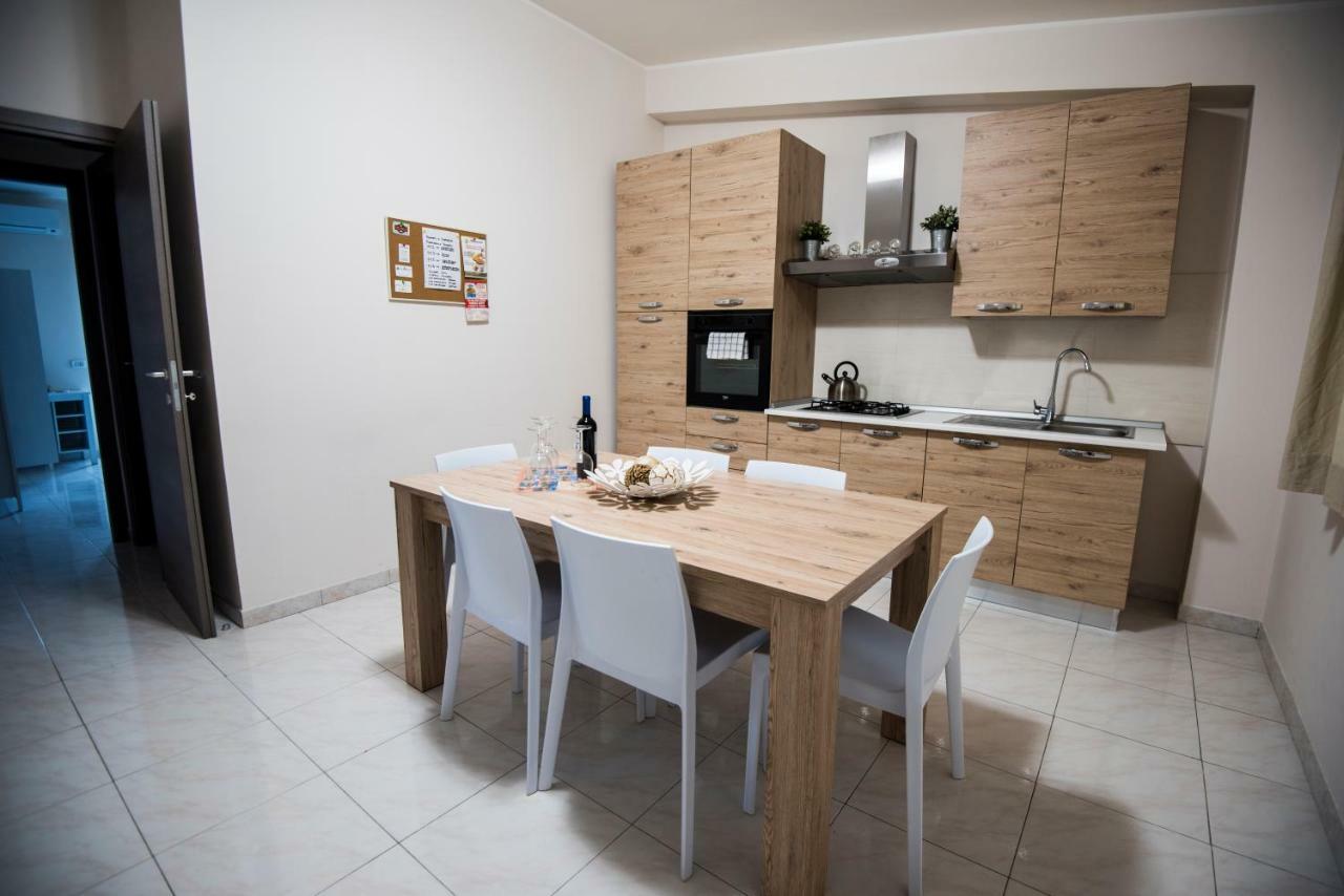 Ferienwohnung Casa Mira Aci Trezza Exterior foto